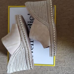 Suede peeptoe wedge studded sandals, Tan, Size 9.  NEW